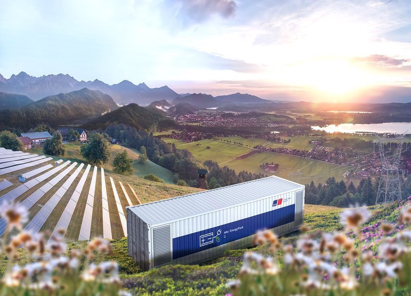 ROLLS-ROYCE SUPPLIES EIGHT BATTERY CONTAINERS FOR POWER GRID STABILIZATION AND POWER TRADING TO VISPIRON